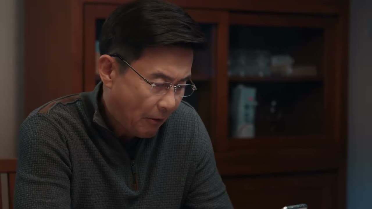跟我们儿子挺般配的 郎才女貌