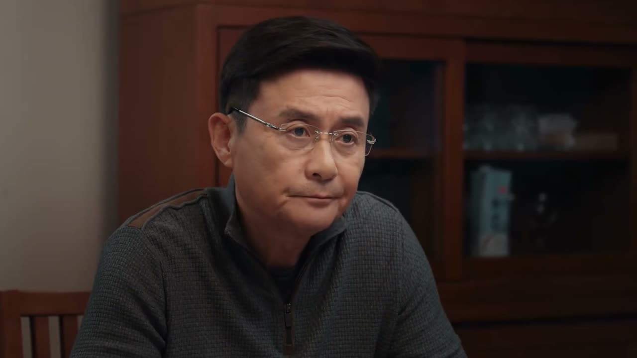 她姓秦 长得可温柔了