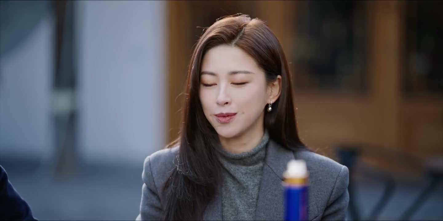 我们第一个想到的就是您