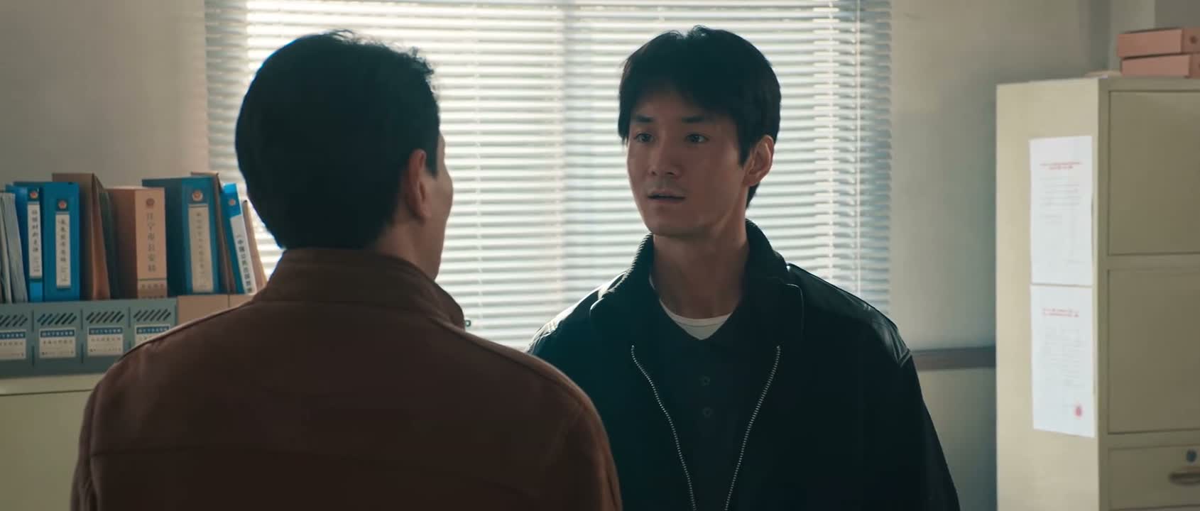 我们想请陈所帮个忙