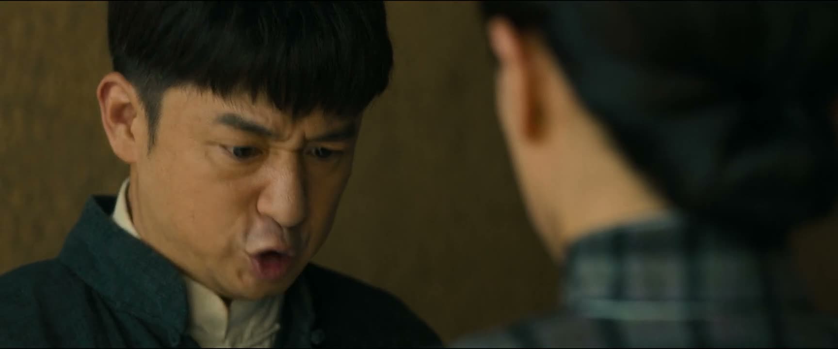 那子弹 嗖一下 就从我这边过去了 你没事吧