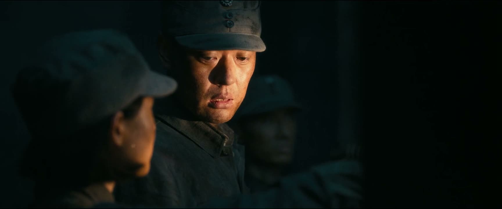 行了 斗什么气啊