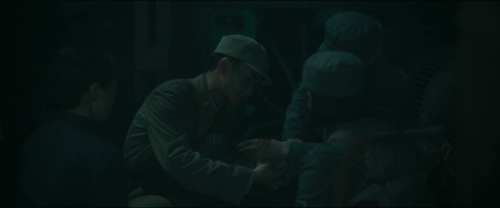 这只手尽量减少活动 用不了几天就好了