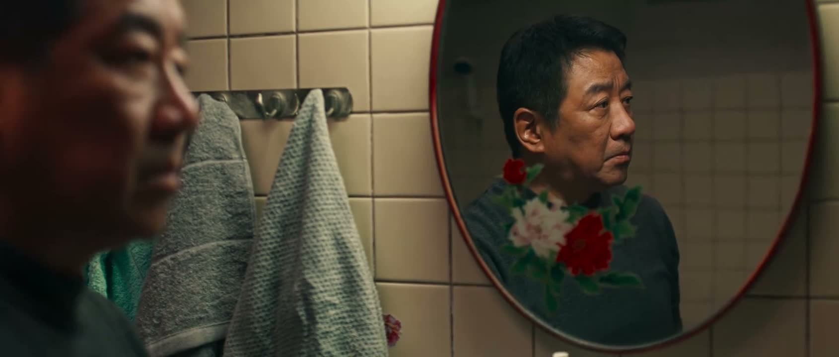 你俩洗手怎么那么慢呢