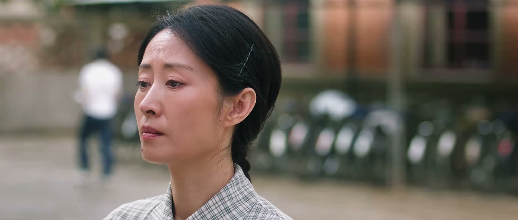 他是您 一手树立起来的英雄