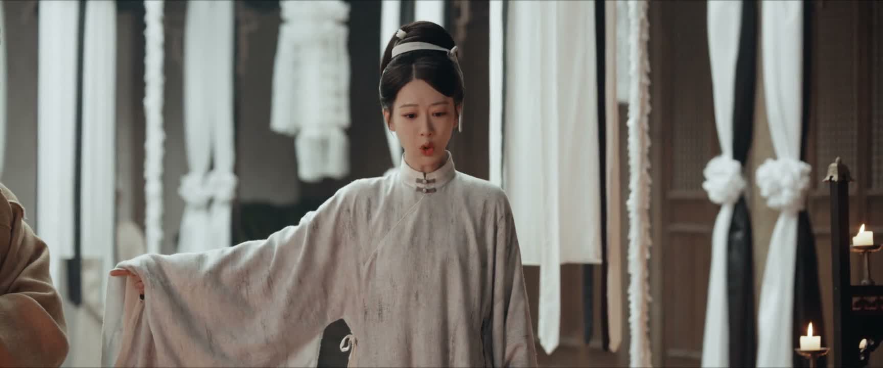 都将他视若如宝的金丹 符箓 拿去卖了