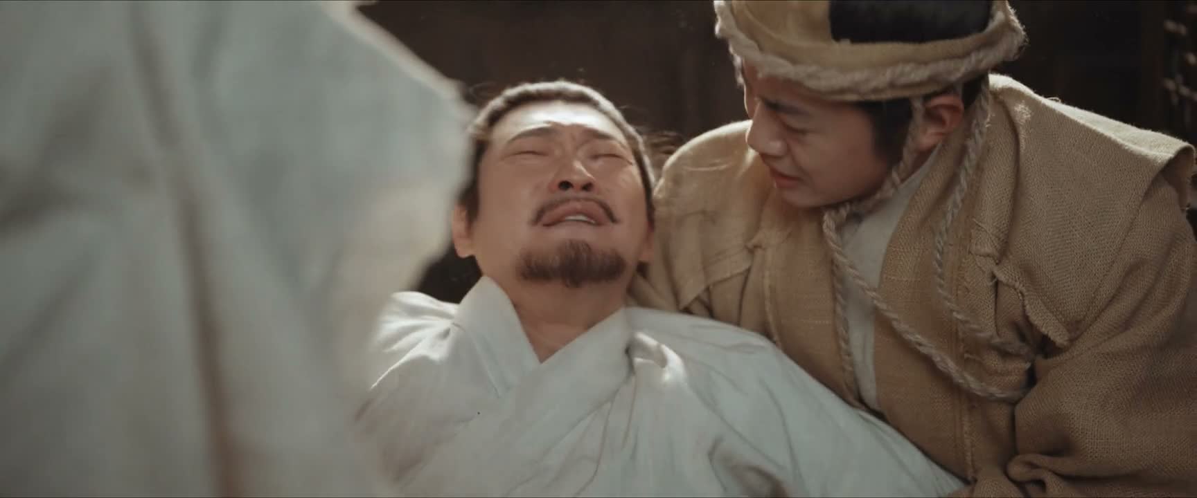你们为什么要救