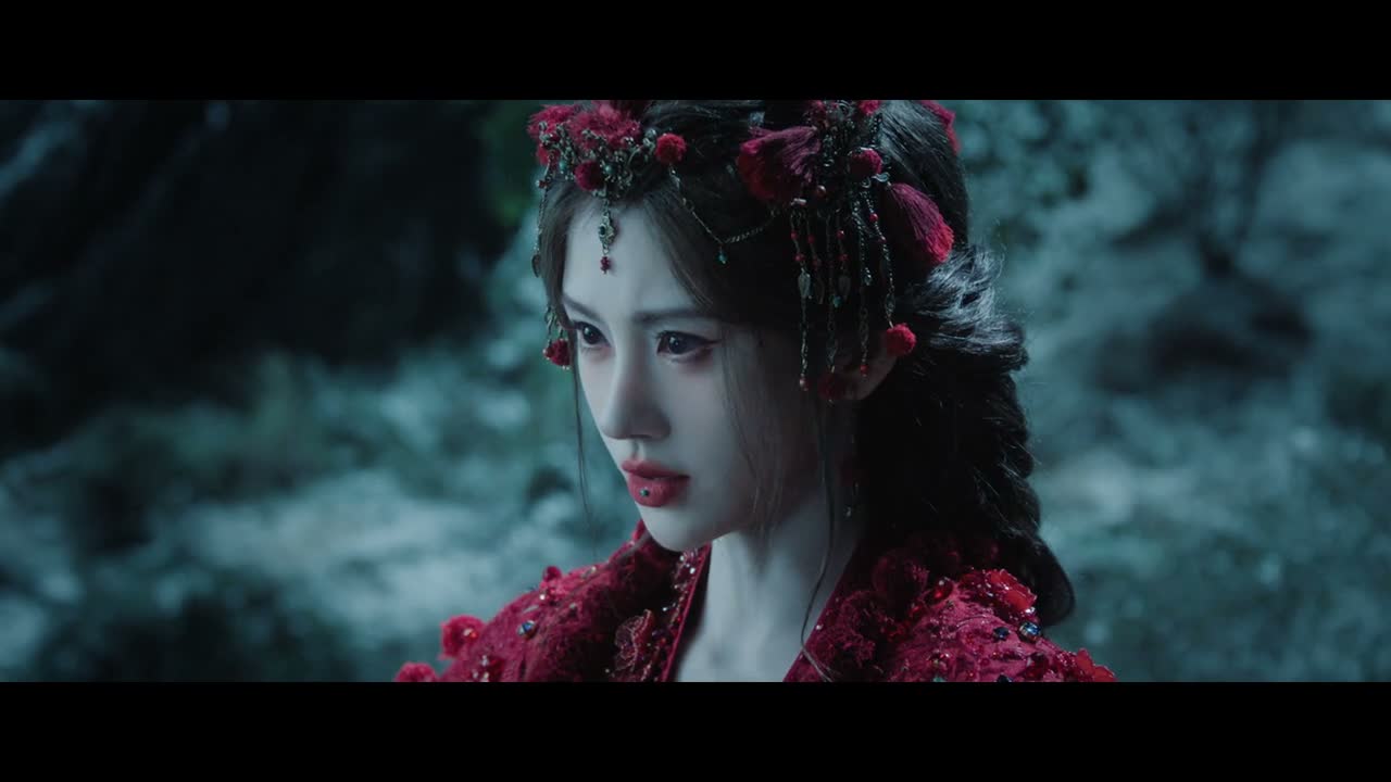 却还是舍不得伤她
