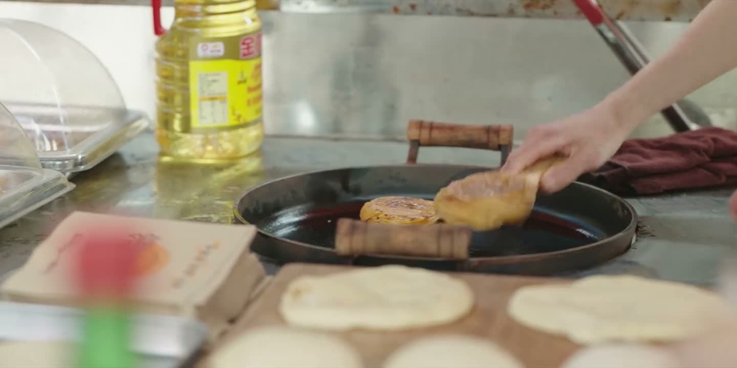 来 给我来个牛肉饼