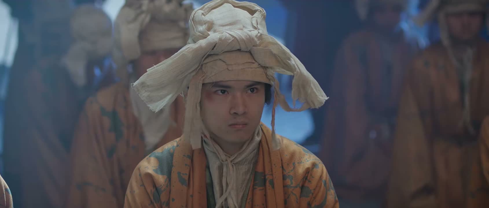 口歪眼斜