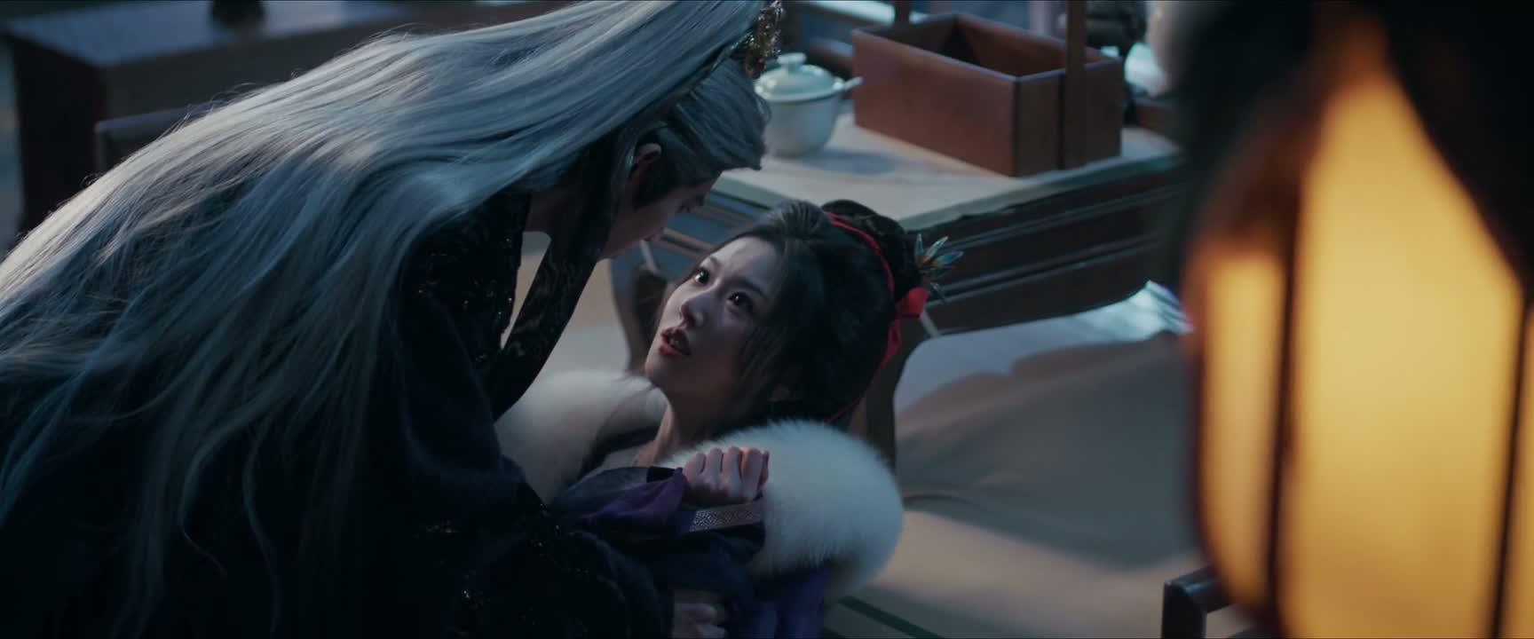 阴狠 喜怒无常