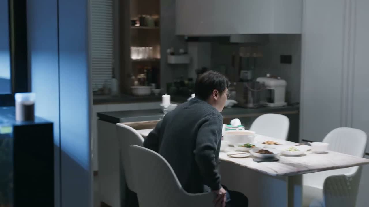 吃饭吧 能吃一顿是一顿
