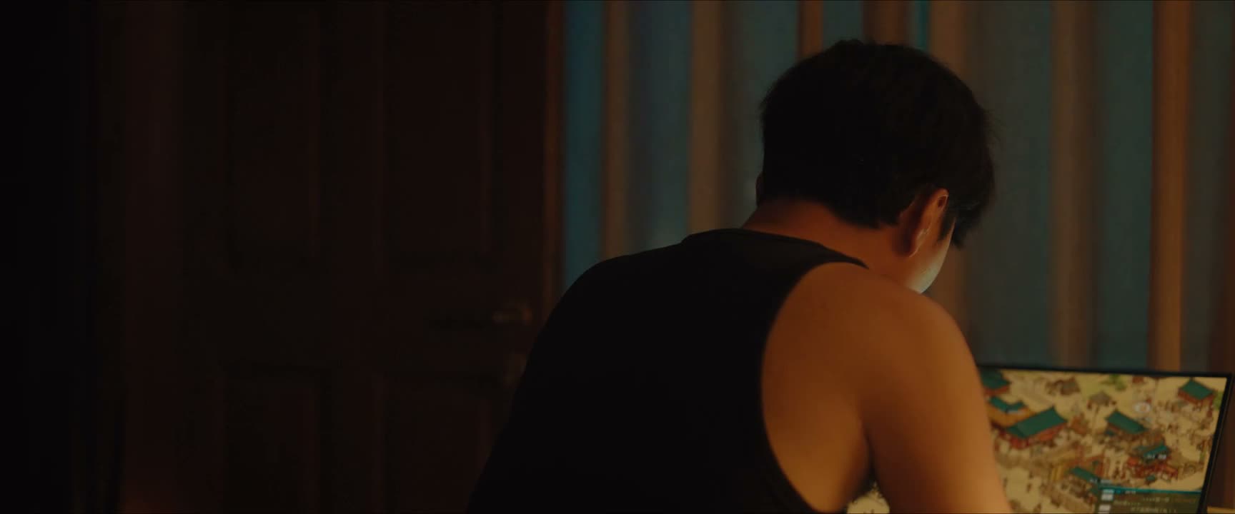 怎么可能把钱存在银行呢