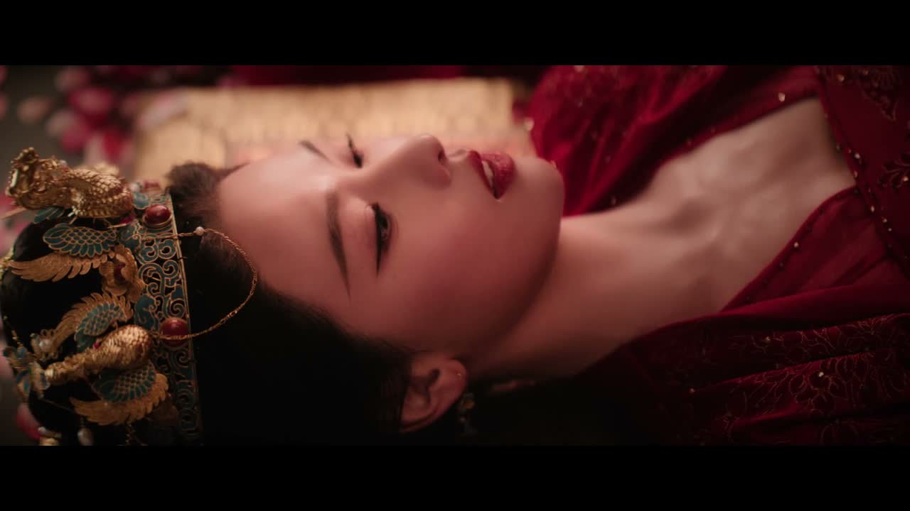 既然喜结连理了