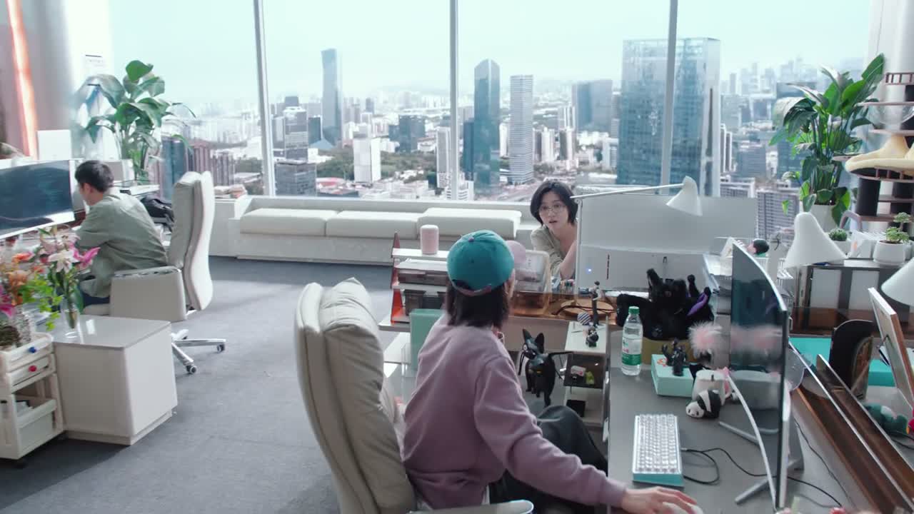 等会吧 等我忙完手上这个