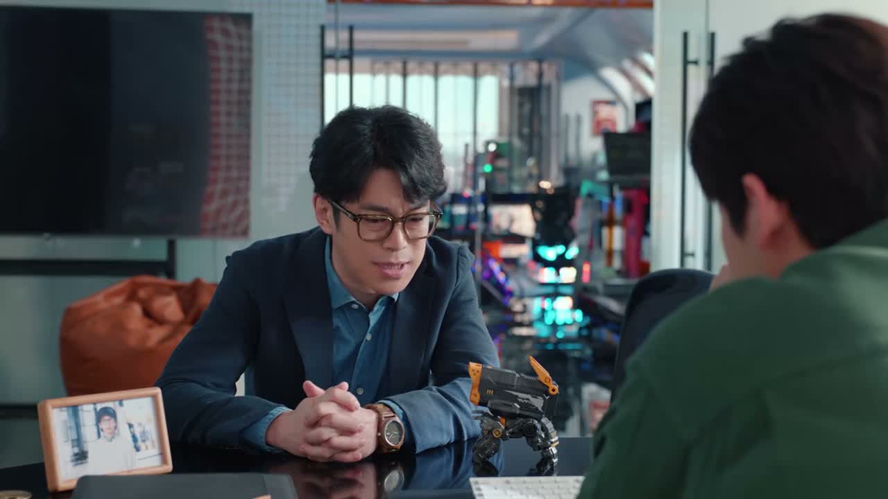 没有接到单的 他们也不敢说话 只敢观望
