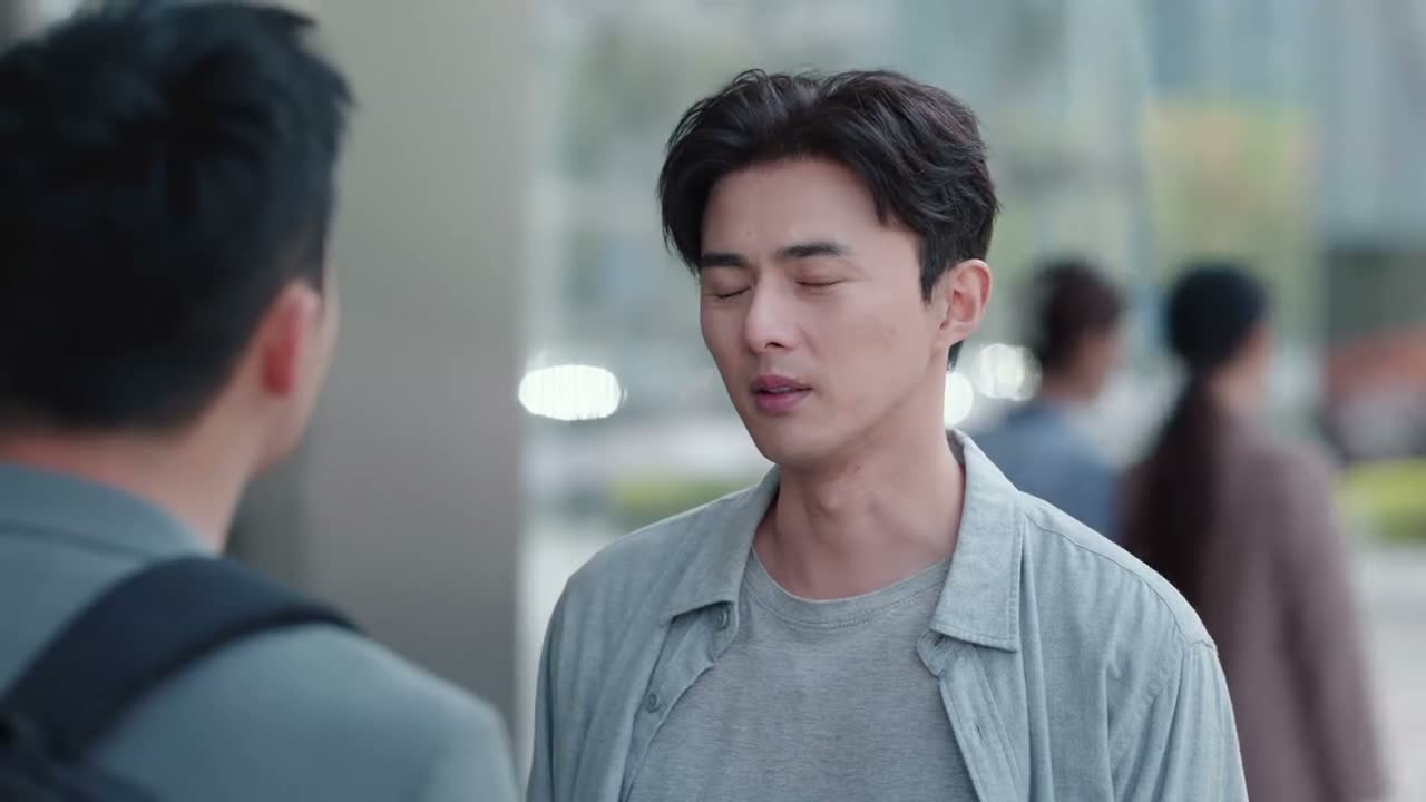 你跟了我这么多年 事到如今 你跟我说句实话