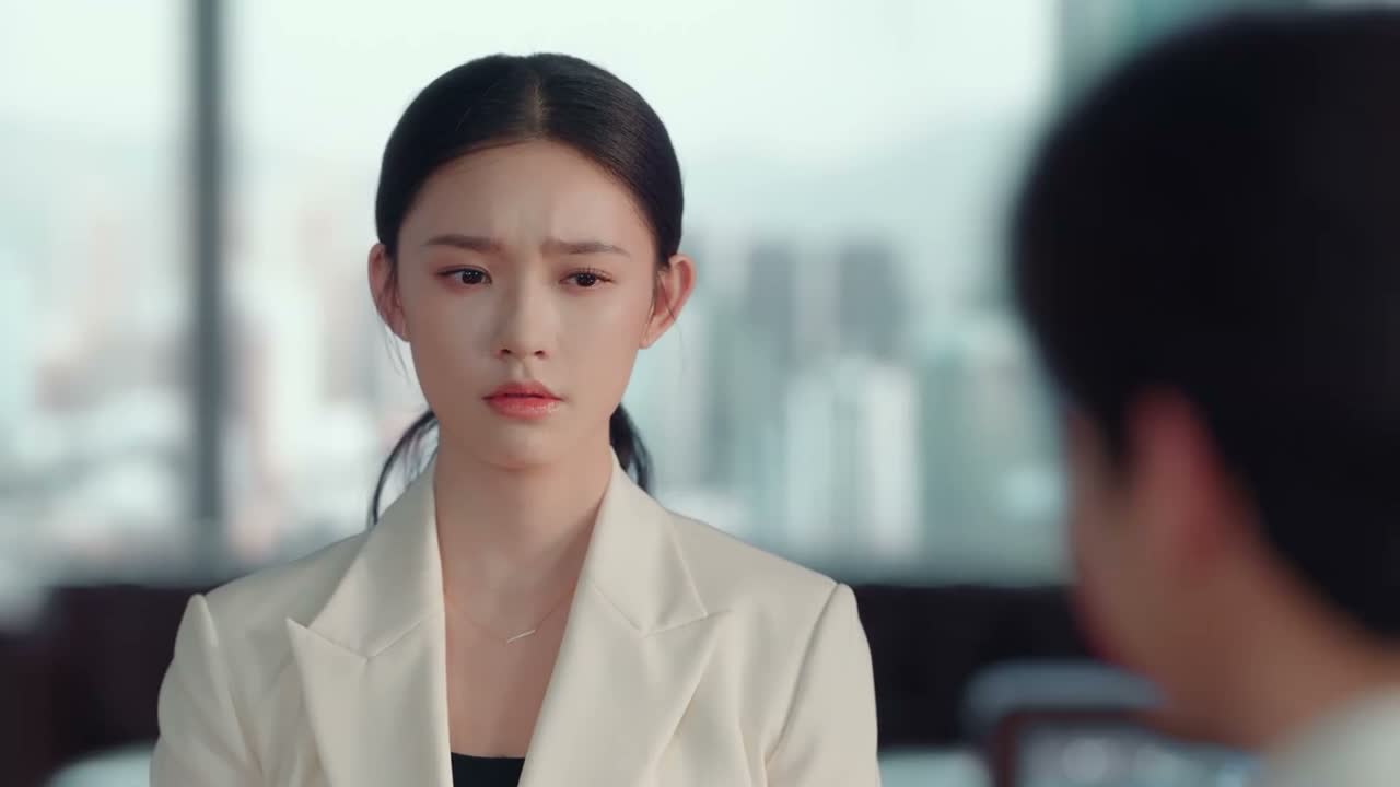 现在的我们应该 冷静下来想一想