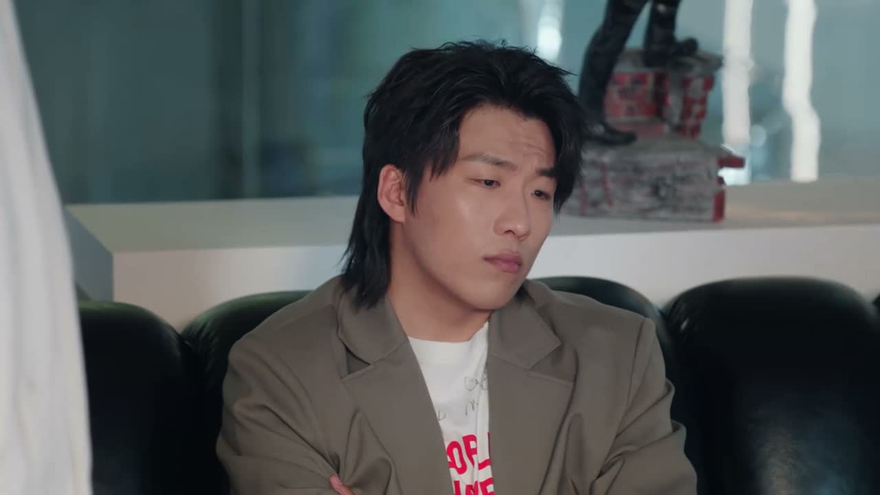 咱们第一次做这个 大型多人在线游戏