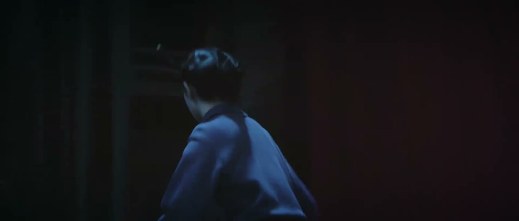 快 快拿把椅子来