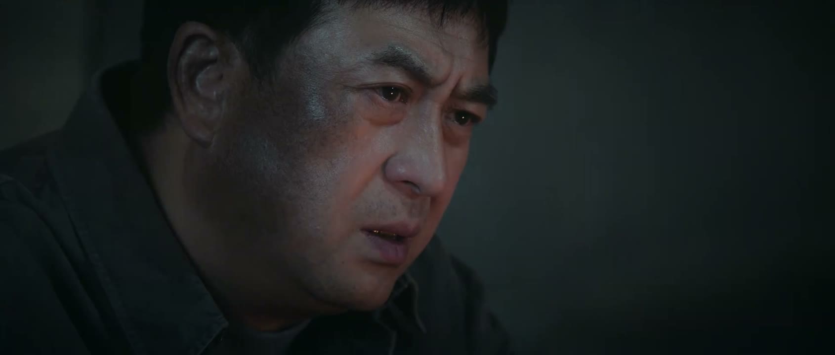 是他们把你们托上去的