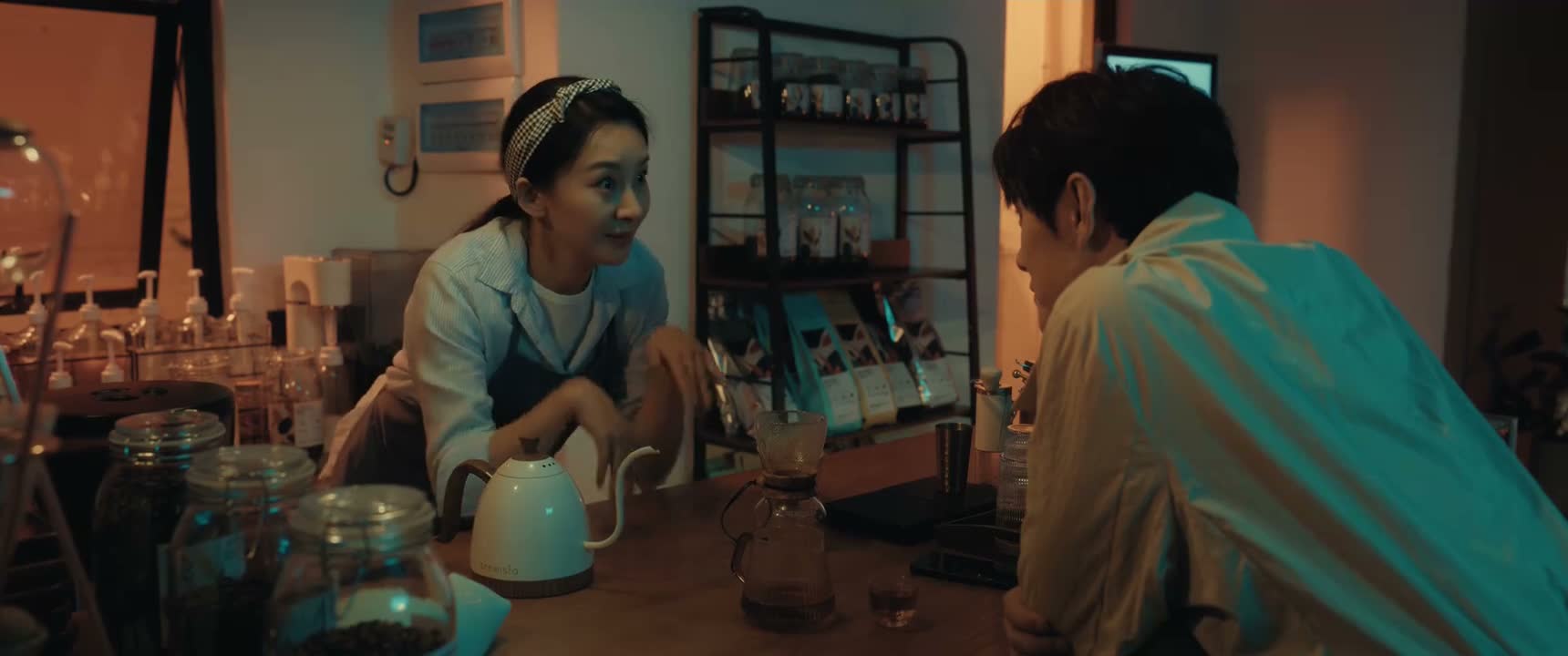 那赵玫知不知道你对她