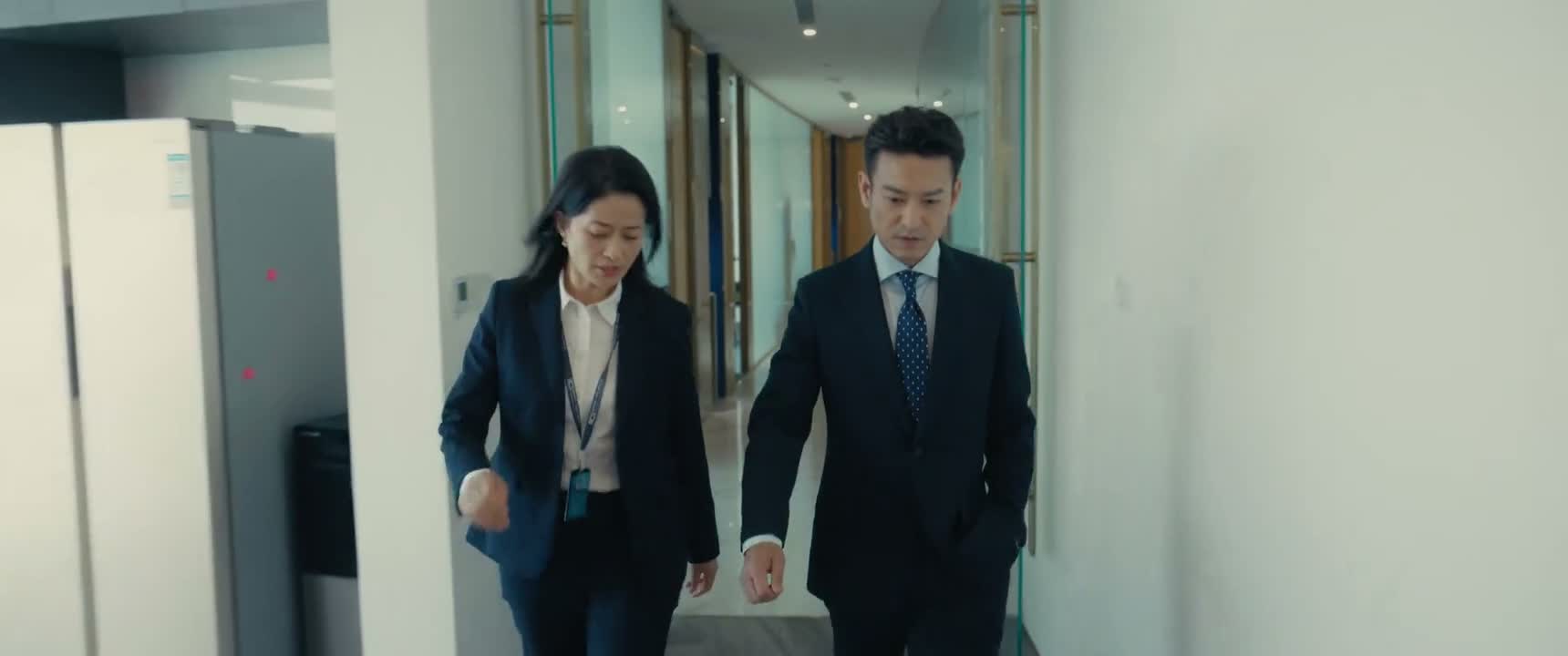 乔海伦已经五十二个小时 没有离开过写字楼了
