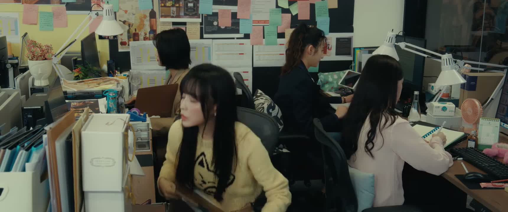 说不定被另外的富婆包了