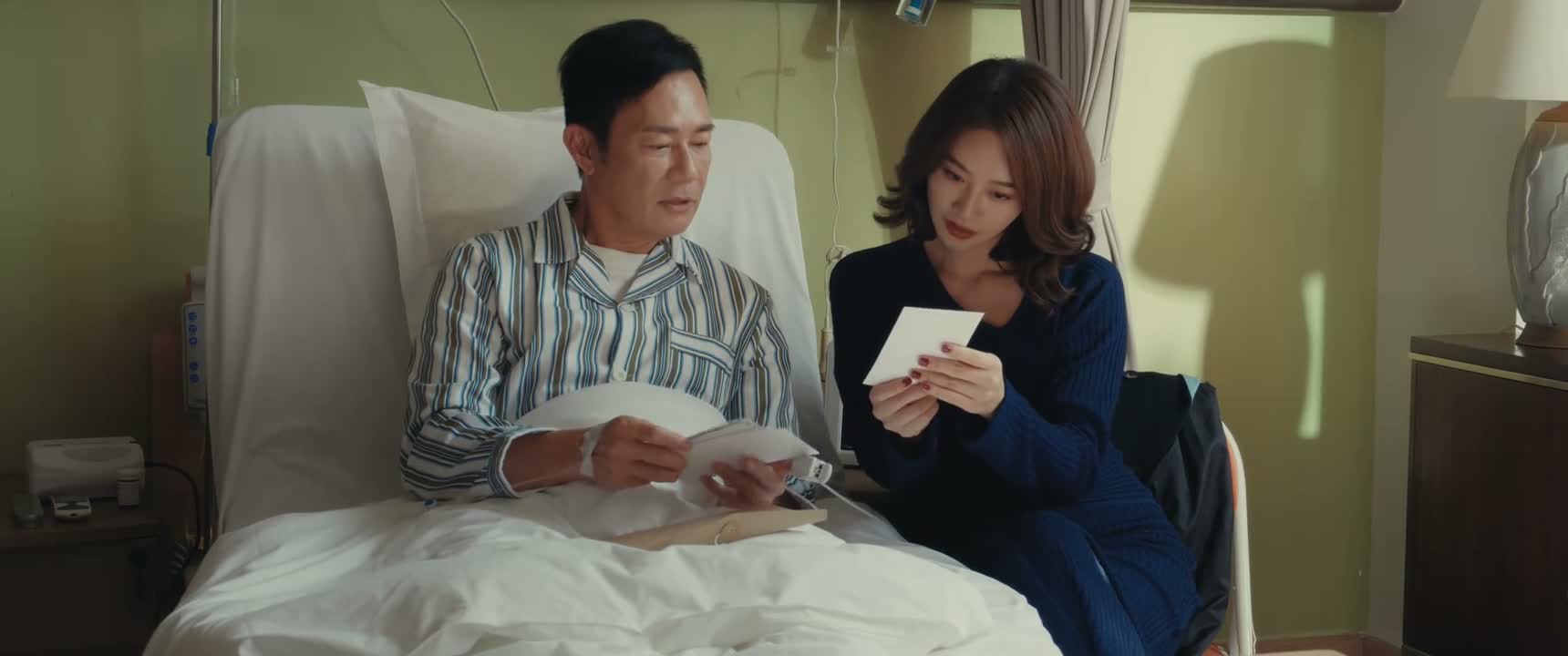 他当时三十岁都不到