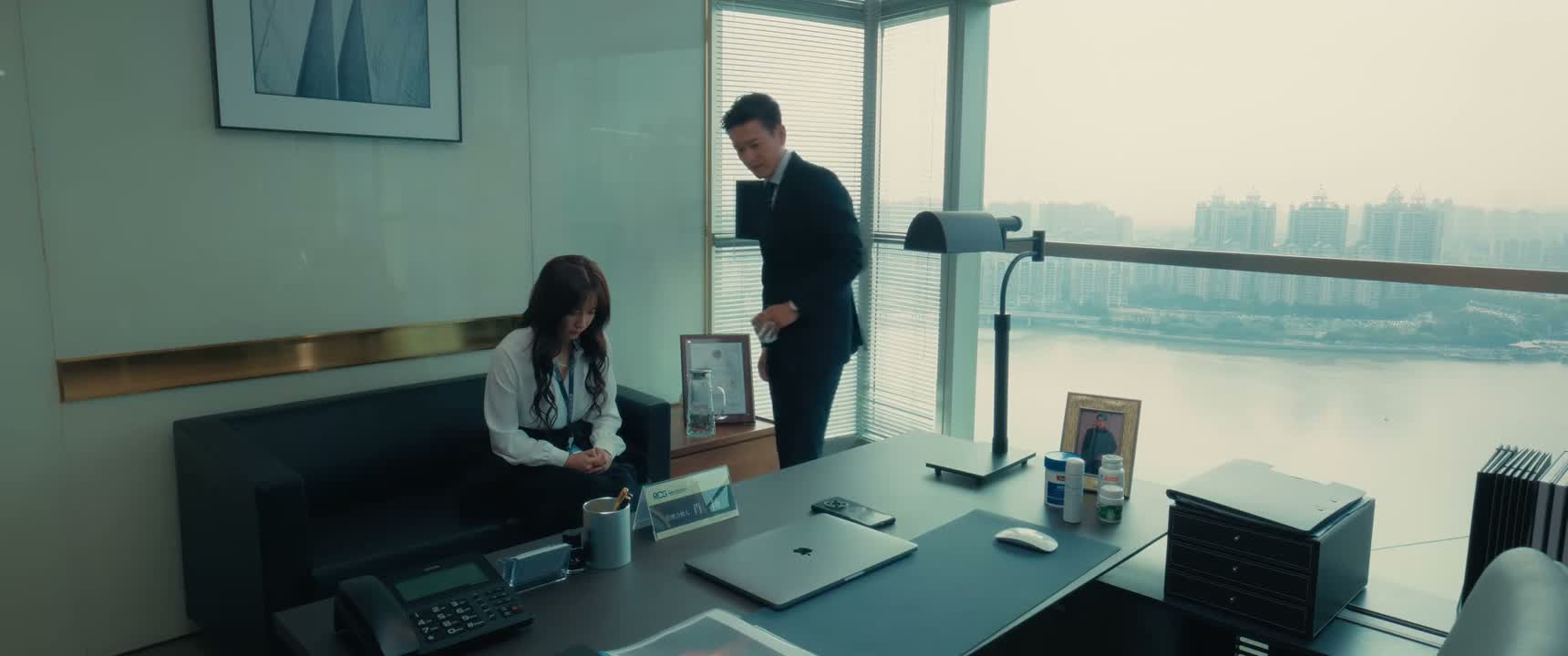 我还不知道 你那么长时间没离开公司
