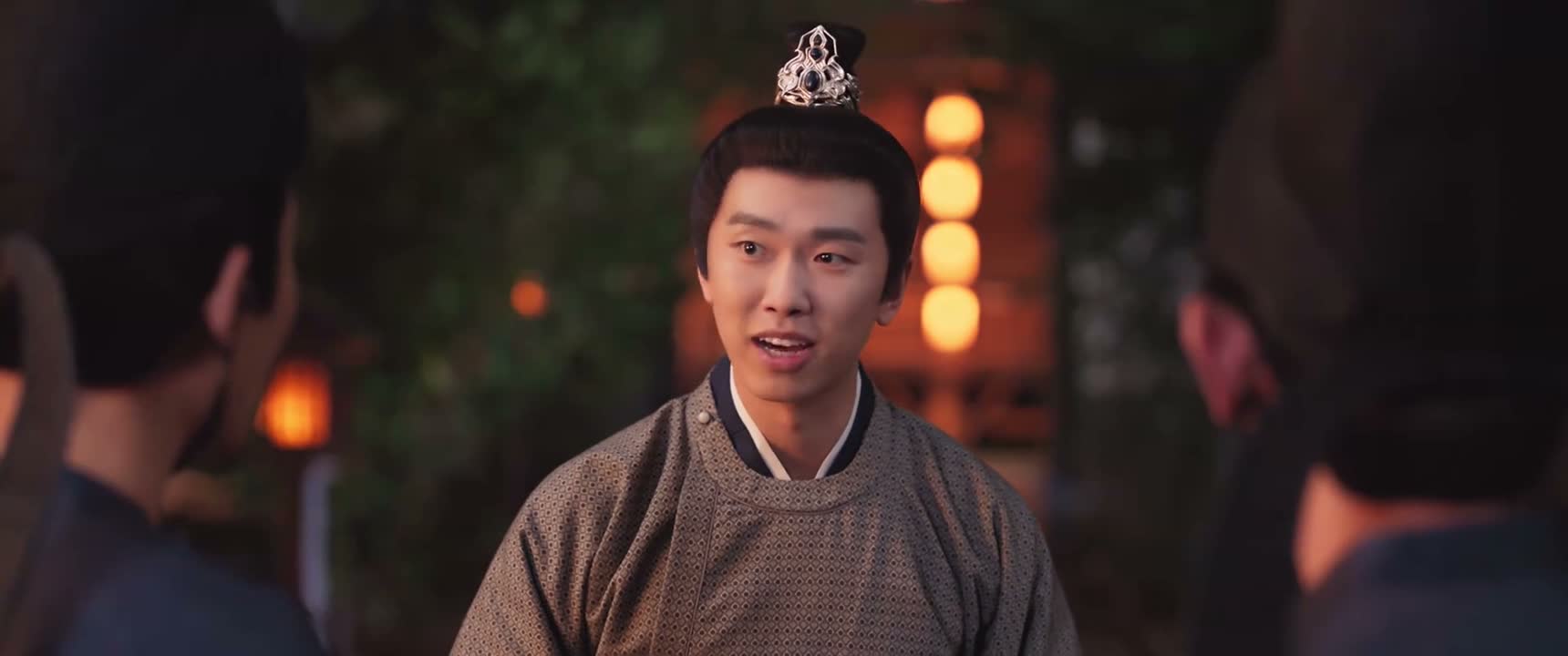 还是不打扰诸位的雅兴了