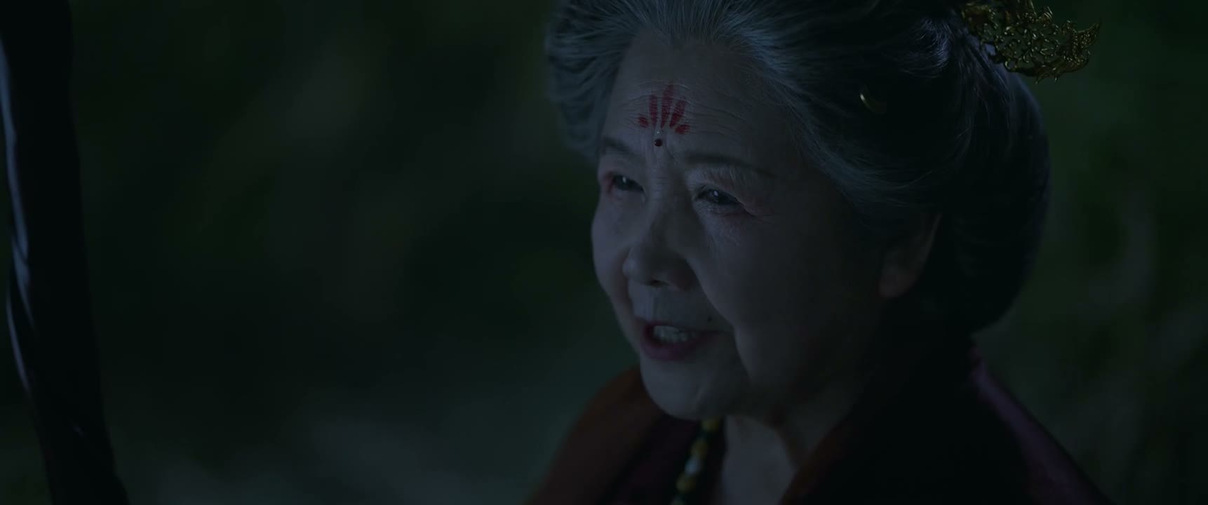 更岂能容她活着