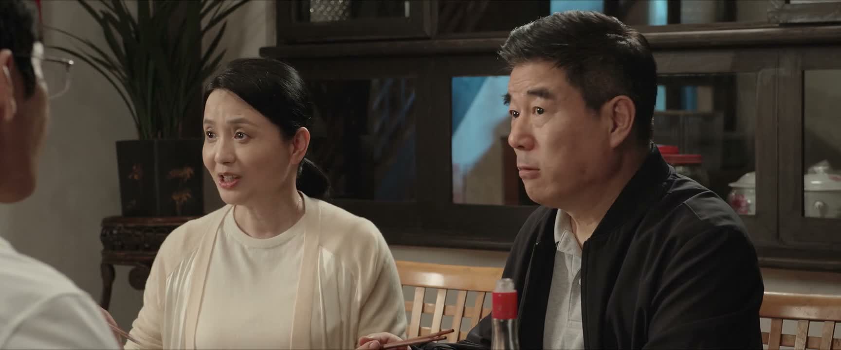 那个小瑾小时候 把寒声领到咱们家