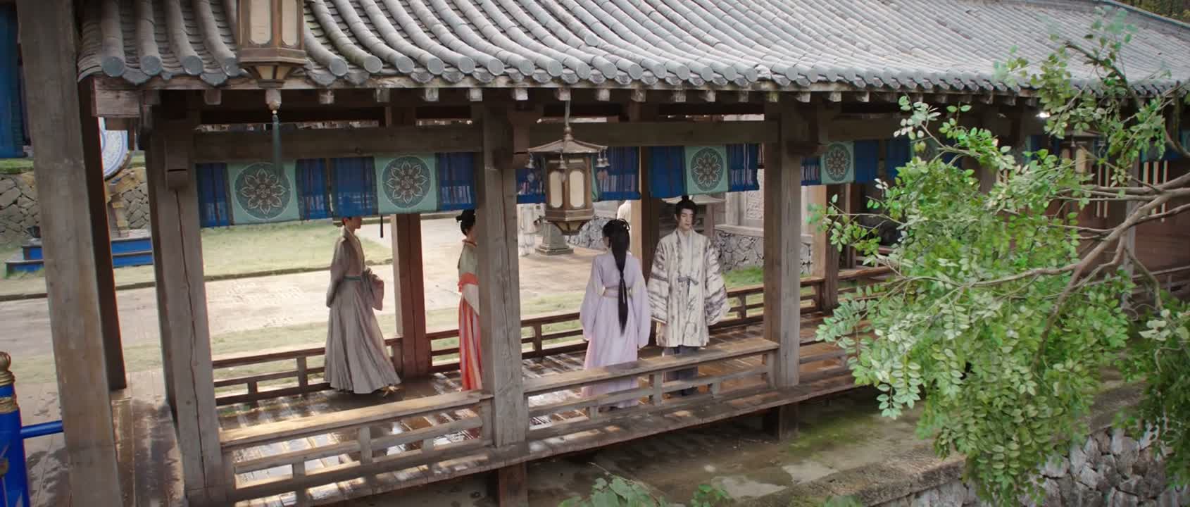这眼瞅着佩琼山庄的