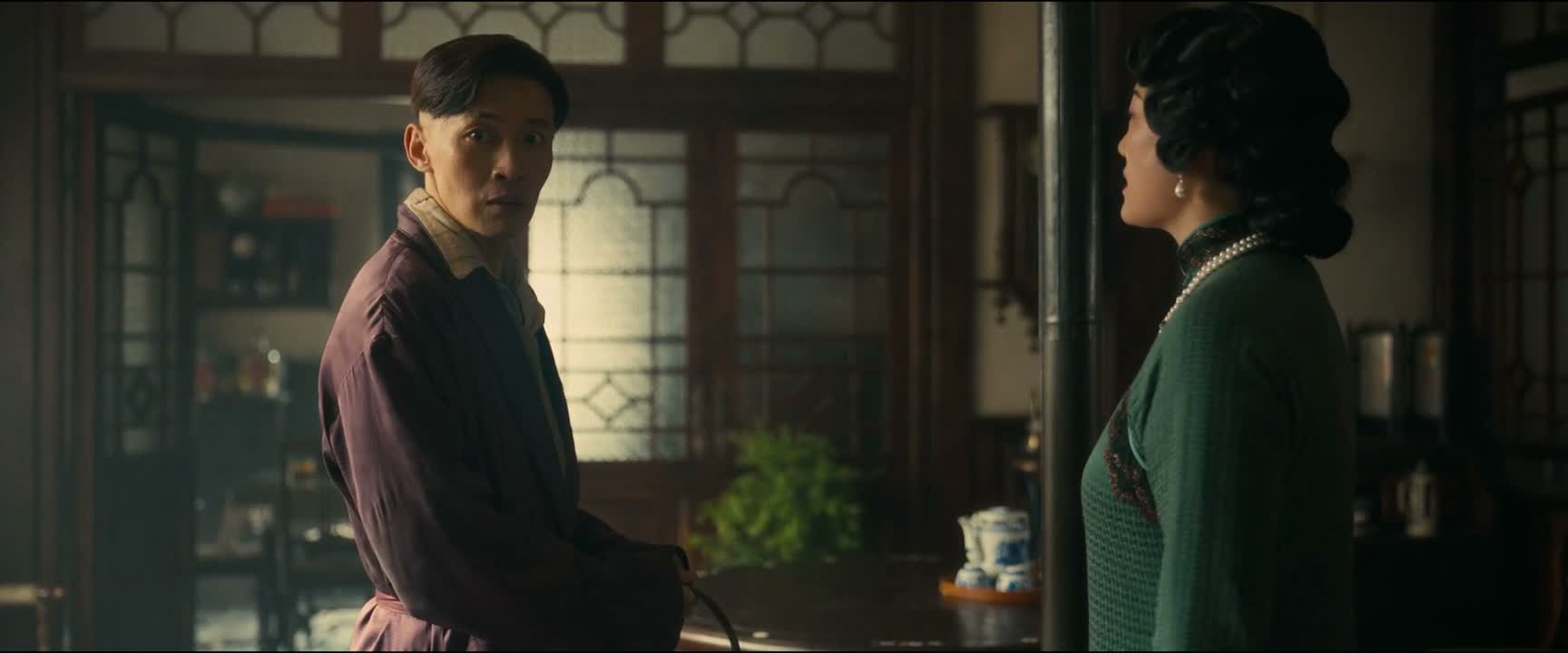 那匾上的字我都不识几个呢