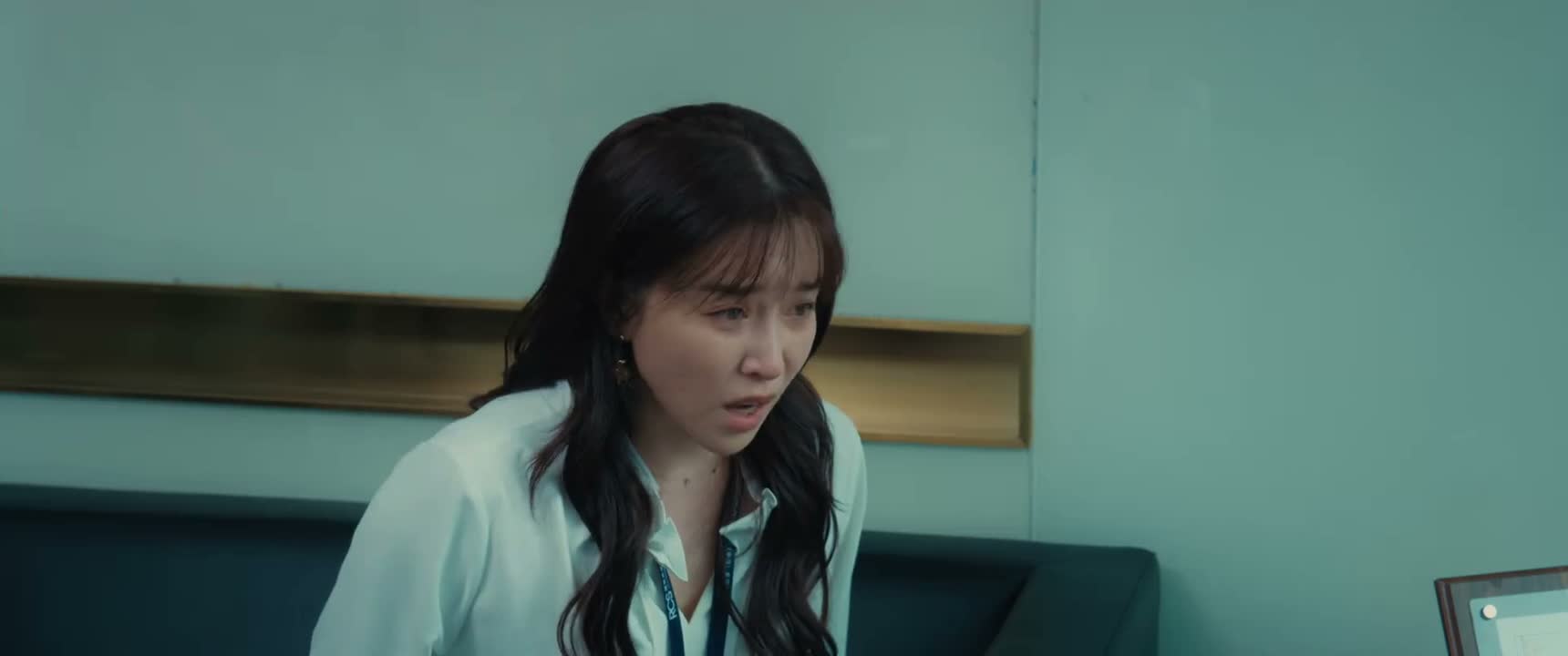 然后给按掉了 海伦你听我说啊