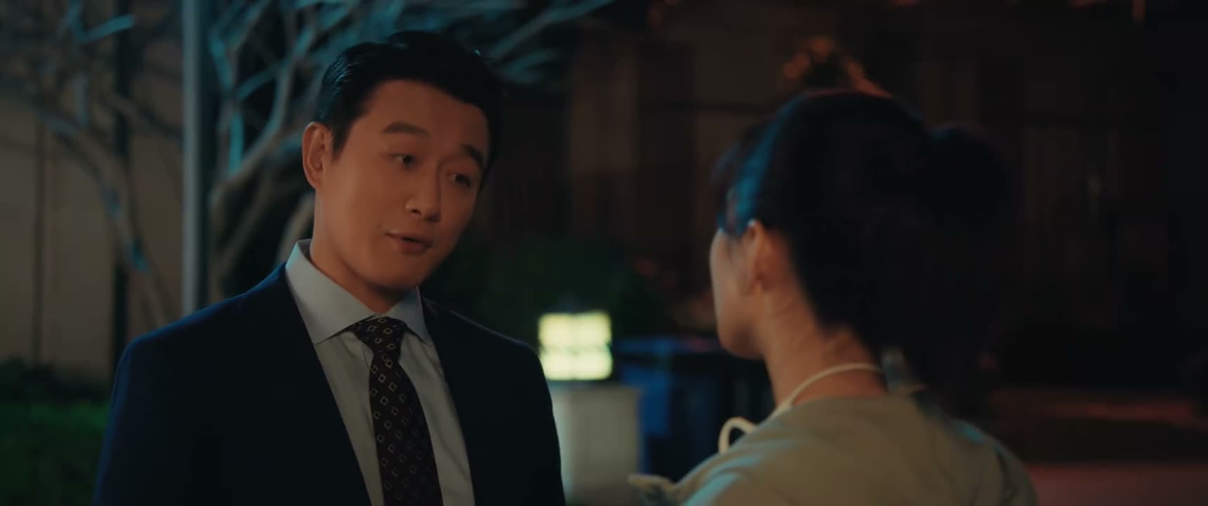 所有关于我和乔海伦的证据 全都给我