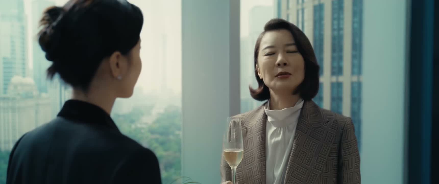 为什么李东明会把这些证据 交给你呢