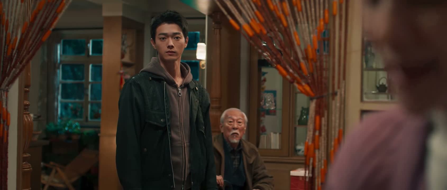 还是分两次拿回来的
