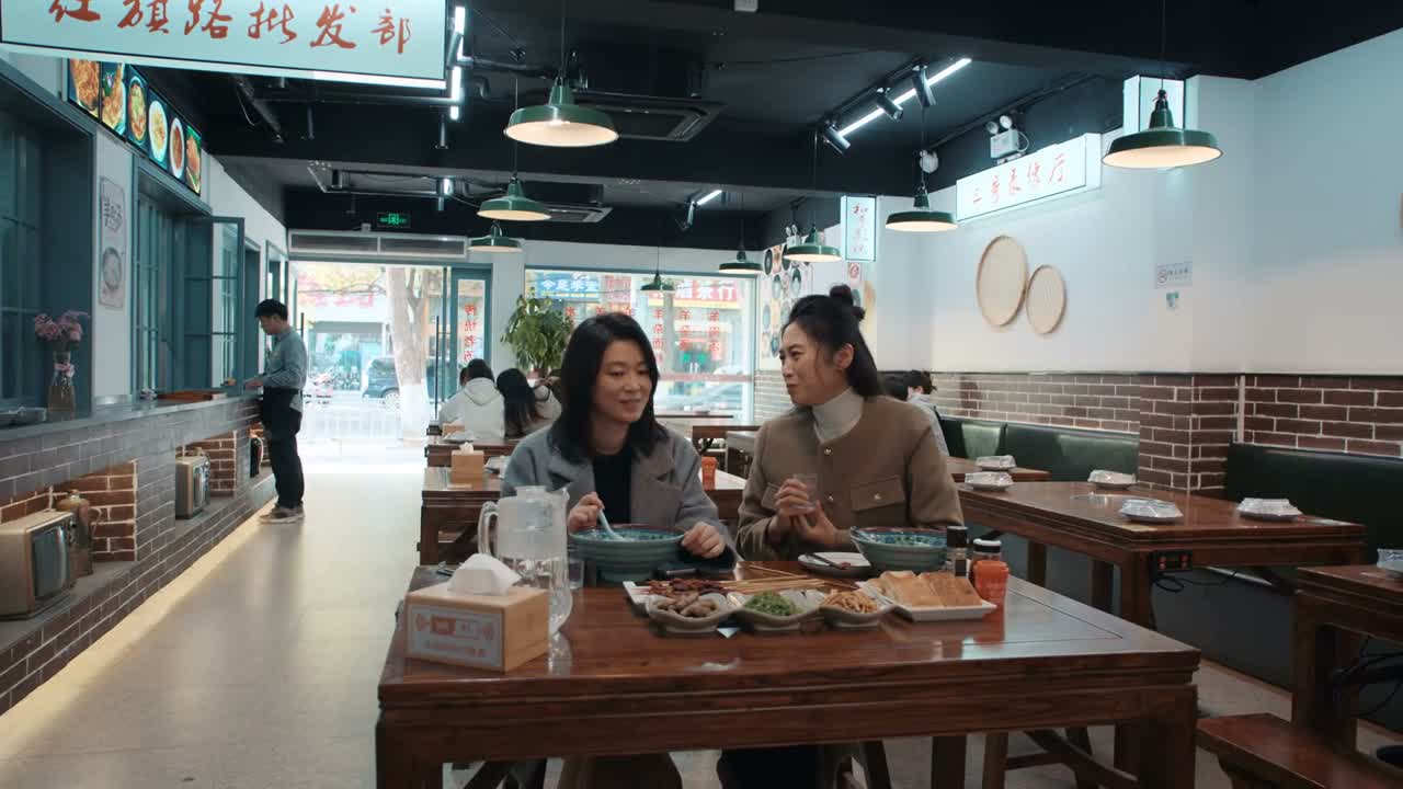 真 真有点不知所措