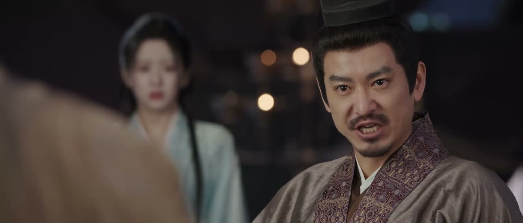 还有那个静远师太