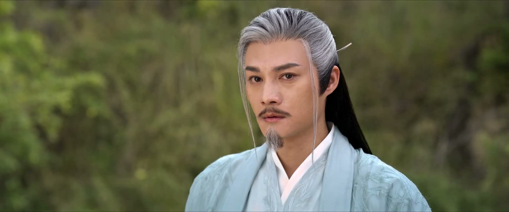 整天在魂灯旁呆着