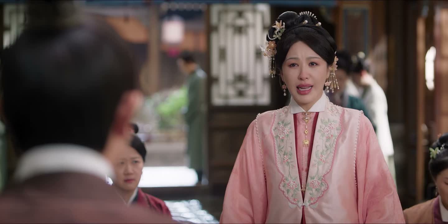 我打小也是 当大家闺秀养大的