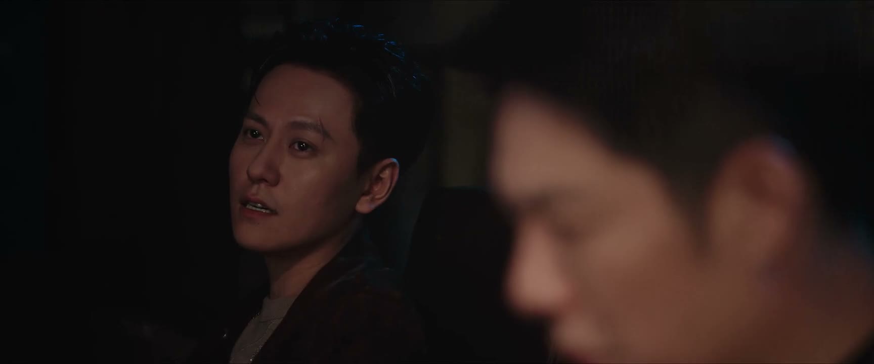 我挑几个人跟你一块去吧