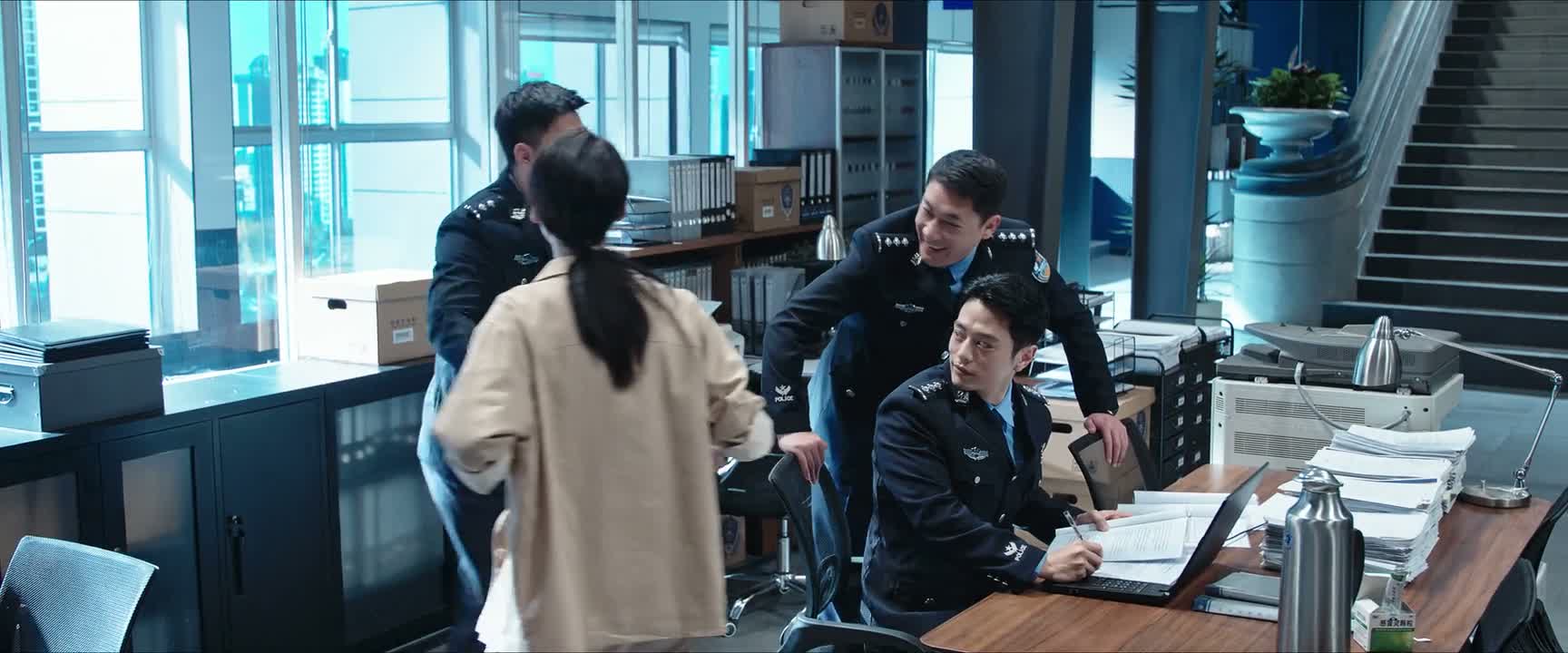 我 我去 我没碰她 我 我没碰她