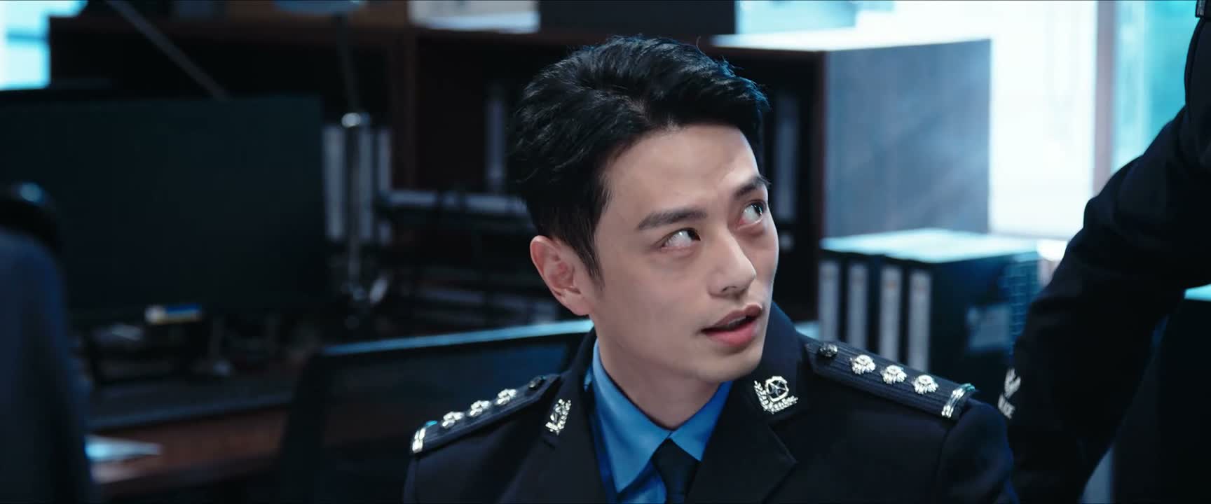 我这不好奇嘛 把你八卦的