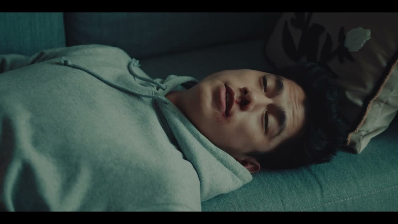 老了 连架都不会打了是不是啊?