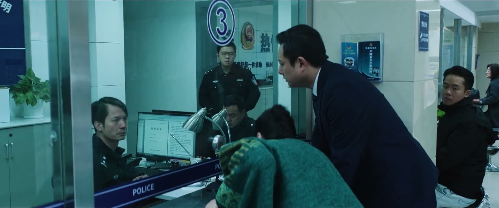 偷走了一百八十万呢