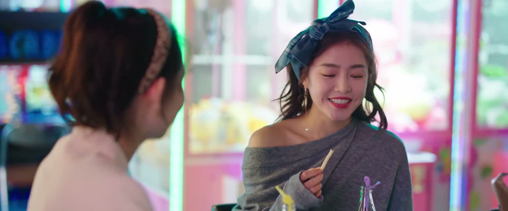 这个名字听起来好像男的呀