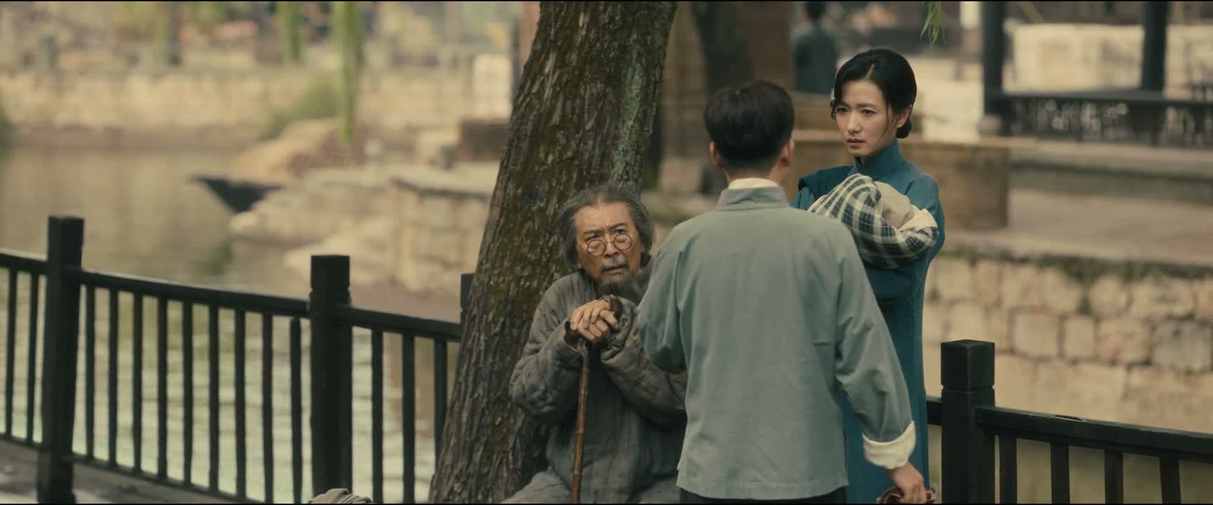 第一 我们是为了感谢他救了太爷